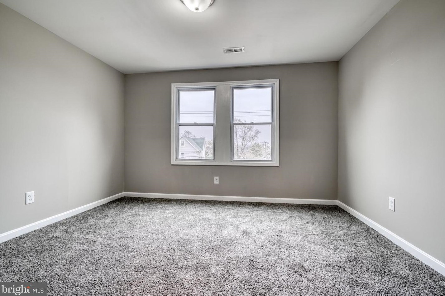 5920 Marluth Ave, Baltimore MD  21206-2718 exterior