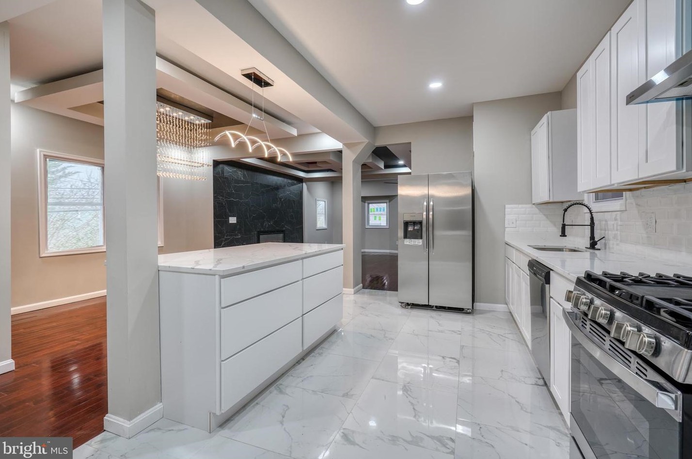 5920 Marluth Ave, Baltimore MD  21206-2718 exterior