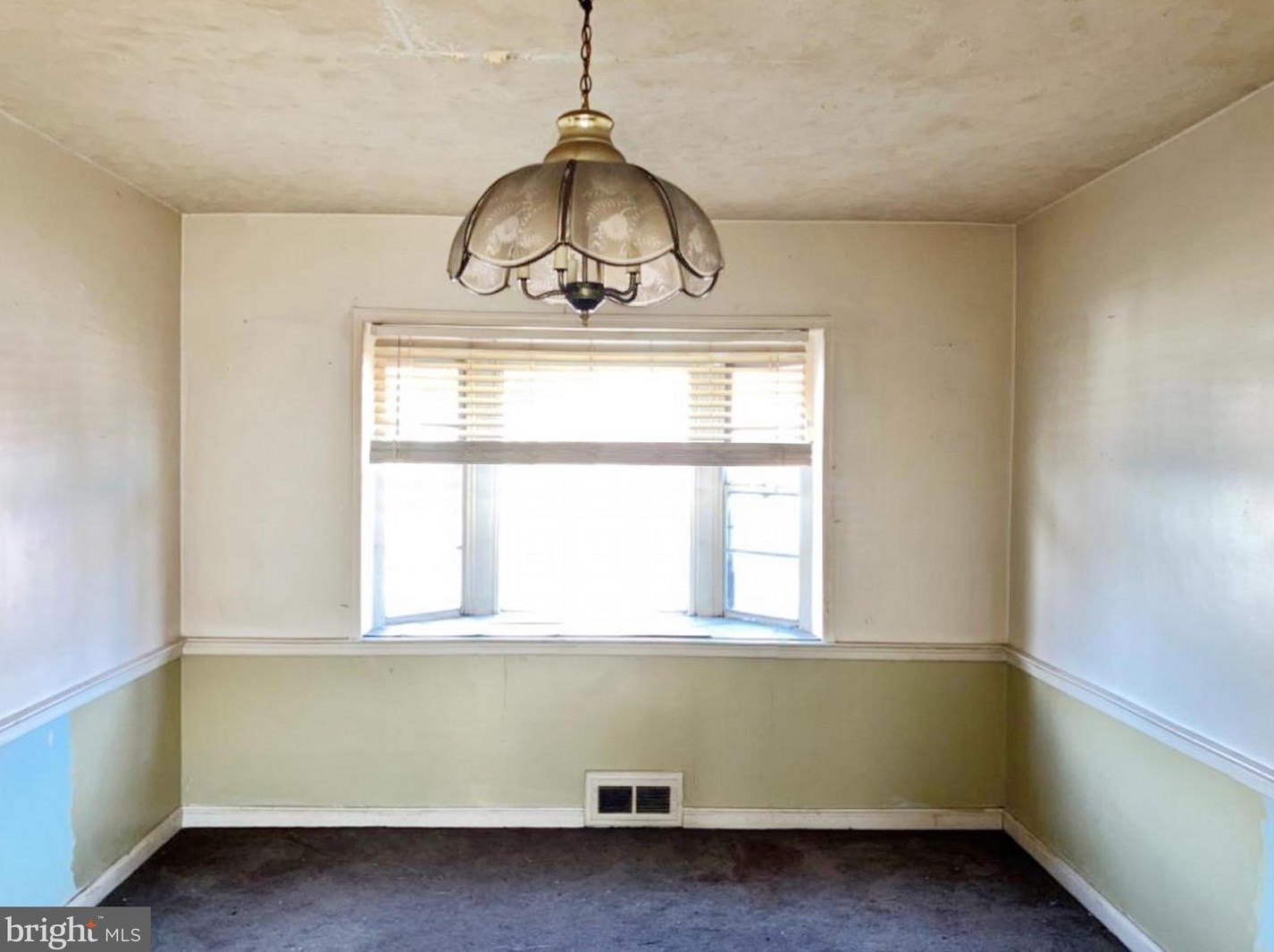 1704 Northbourne Rd, Baltimore MD  21239-3721 exterior