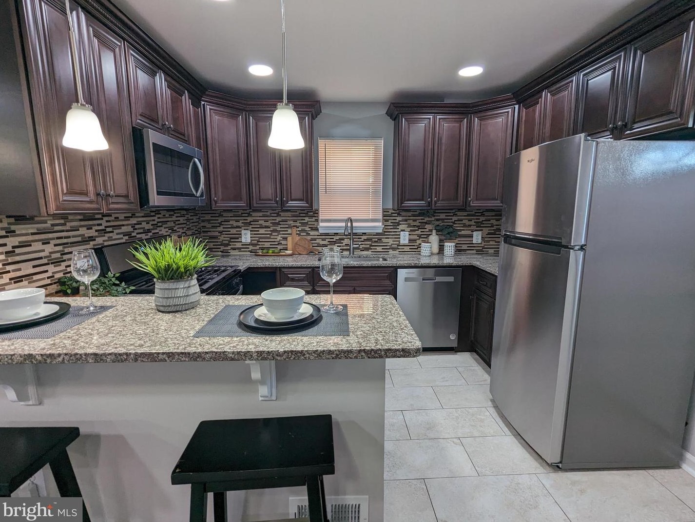 6717 Gary Ave, Baltimore MD  21222-1021 exterior