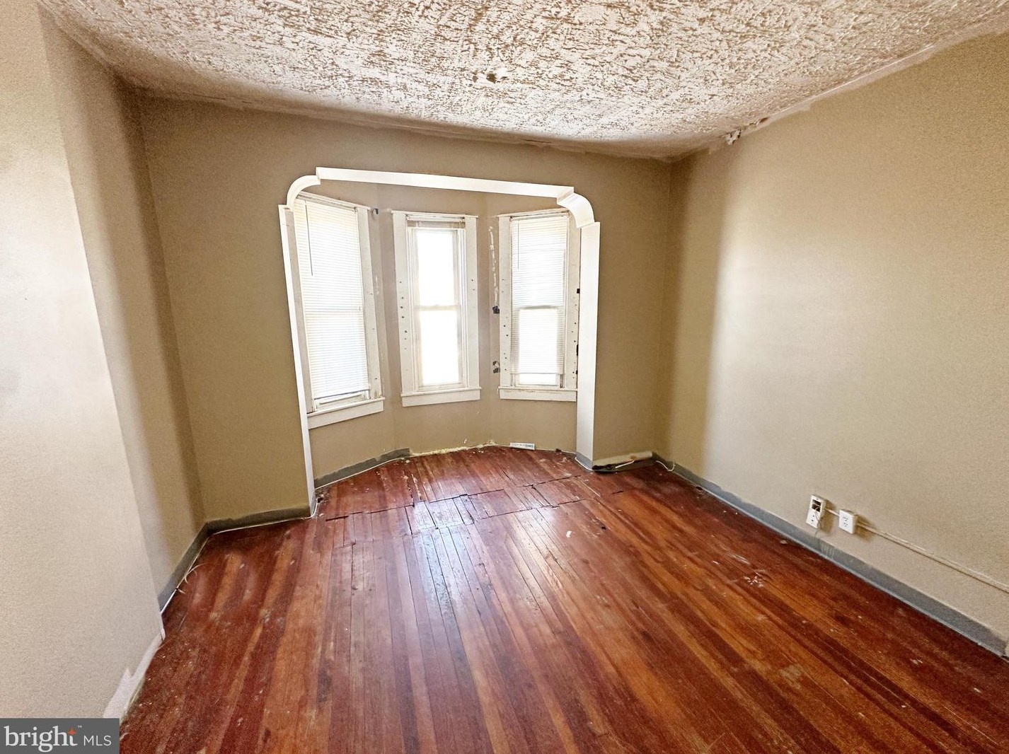 3041 Belmont Ave, Baltimore MD  21216-3920 exterior