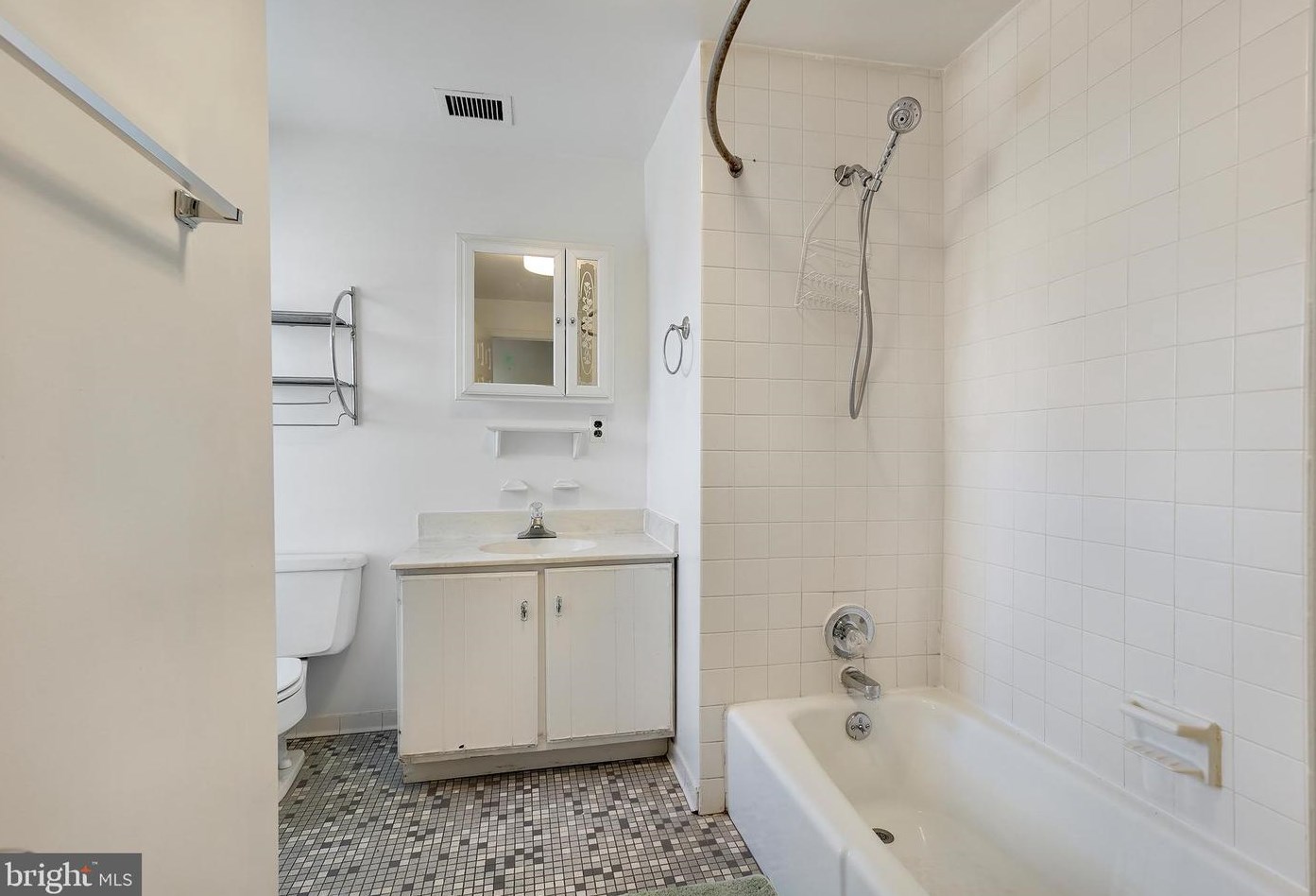 325 Fremont Ave, Baltimore MD  21230-2225 exterior