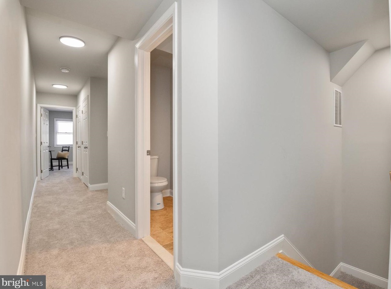221 Castle St, Baltimore MD  21231-2602 exterior