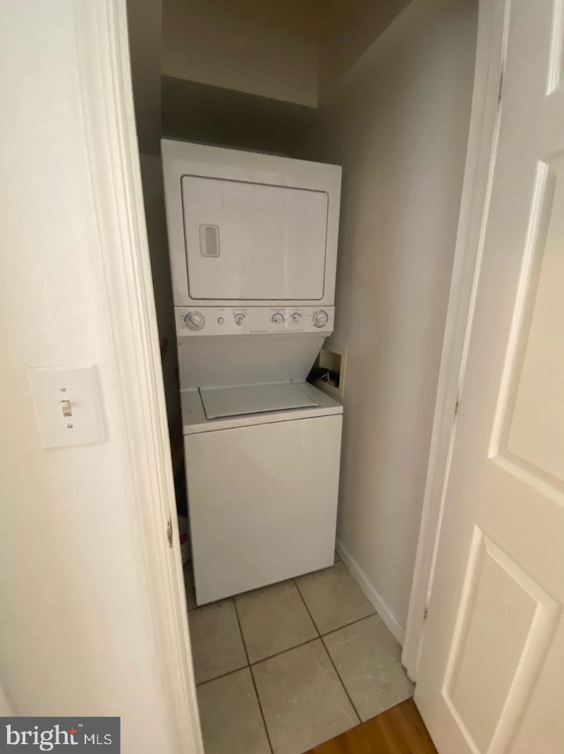 111 Wolfe St, Baltimore MD  21231-1915 exterior