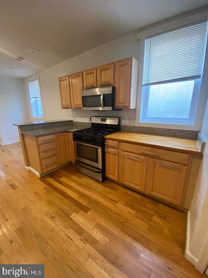 111 Wolfe St, Baltimore MD  21231-1915 exterior