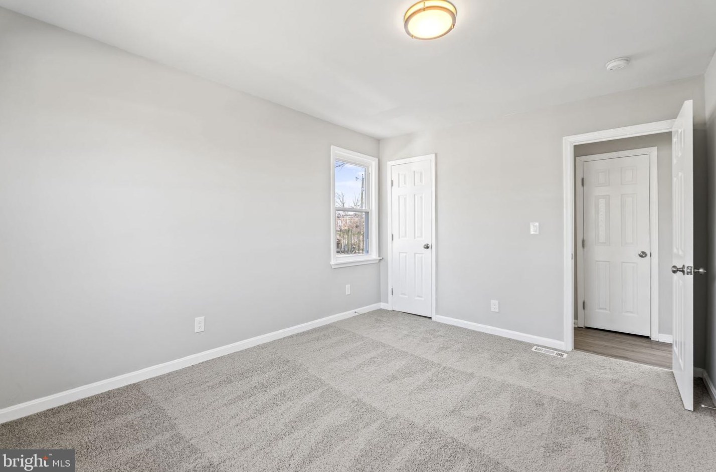 2733 Cylburn Ave, Baltimore MD  21215-5319 exterior