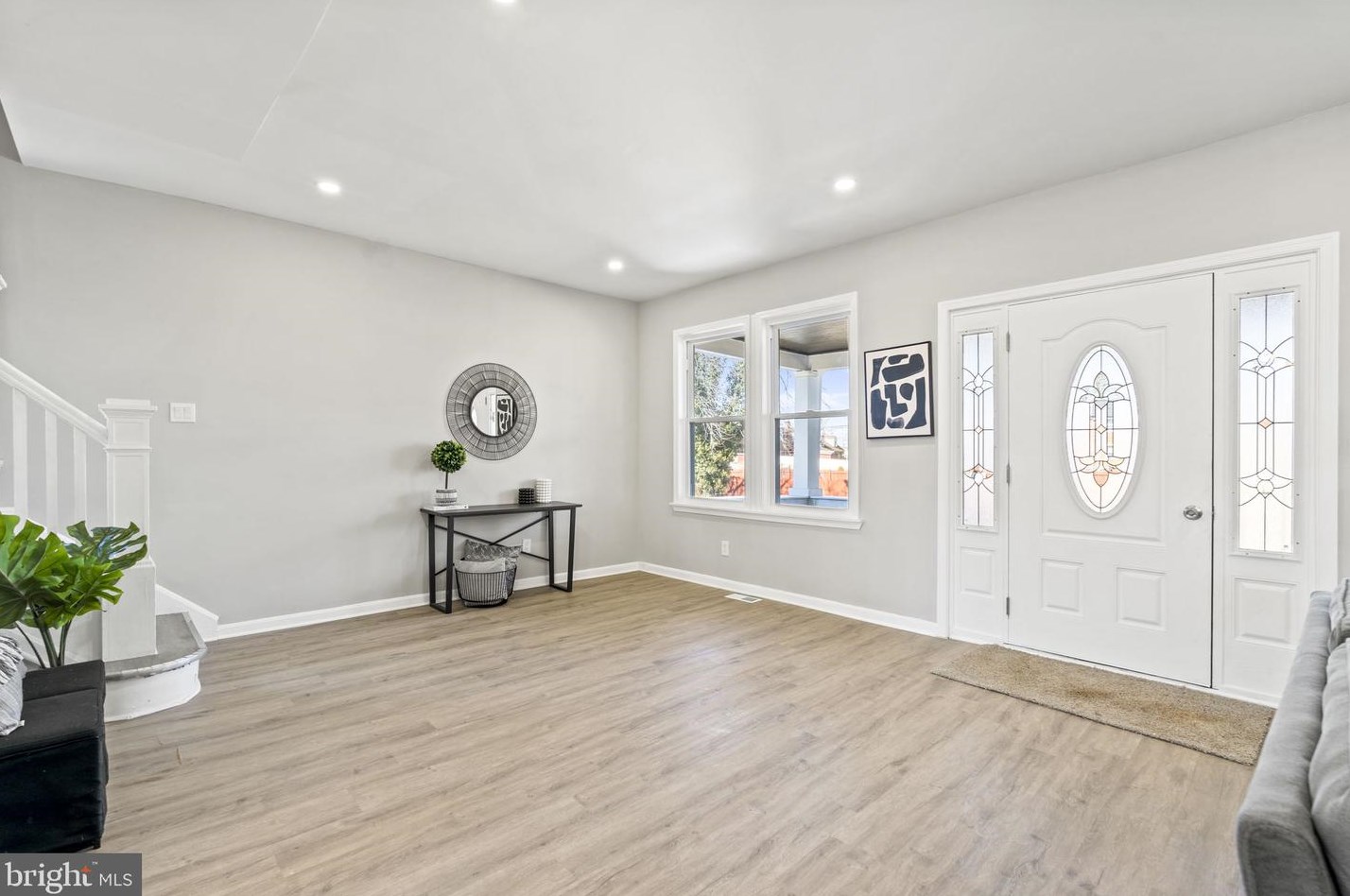 2733 Cylburn Ave, Baltimore MD  21215-5319 exterior