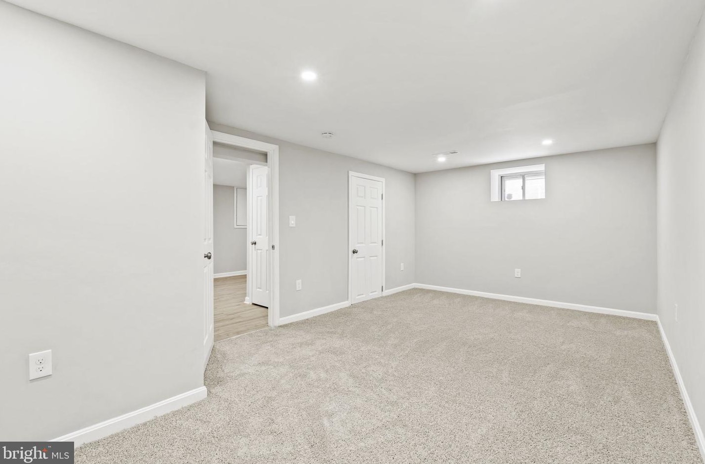 2733 Cylburn Ave, Baltimore MD  21215-5319 exterior