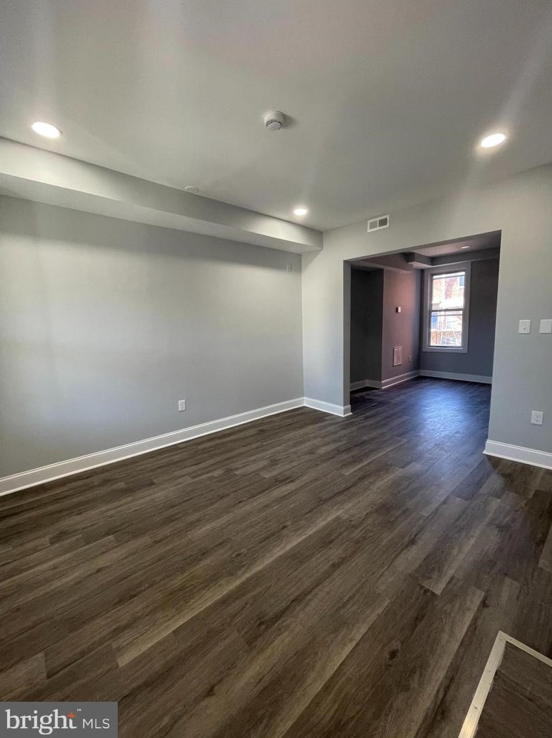 2518 Aisquith St, Baltimore MD  21218-4815 exterior