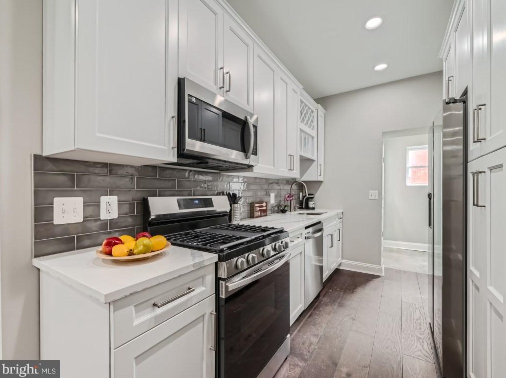 3135 Gwynns Falls Pkwy, Baltimore MD  21216-2723 exterior