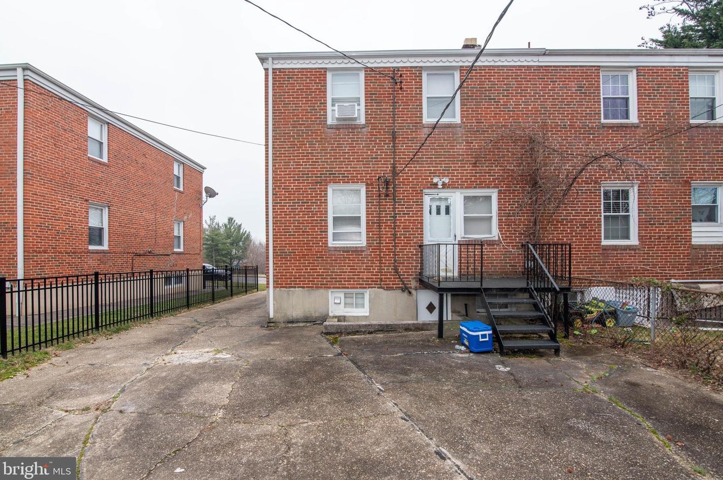 902 Dartmouth Rd, Baltimore MD  21212-3225 exterior