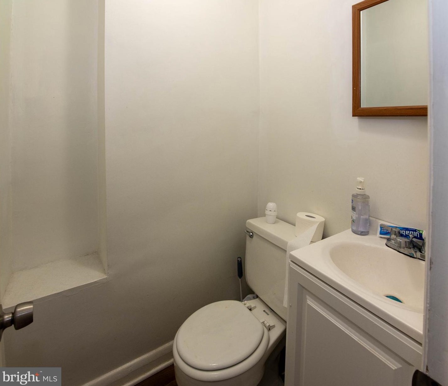 902 Dartmouth Rd, Baltimore MD  21212-3225 exterior