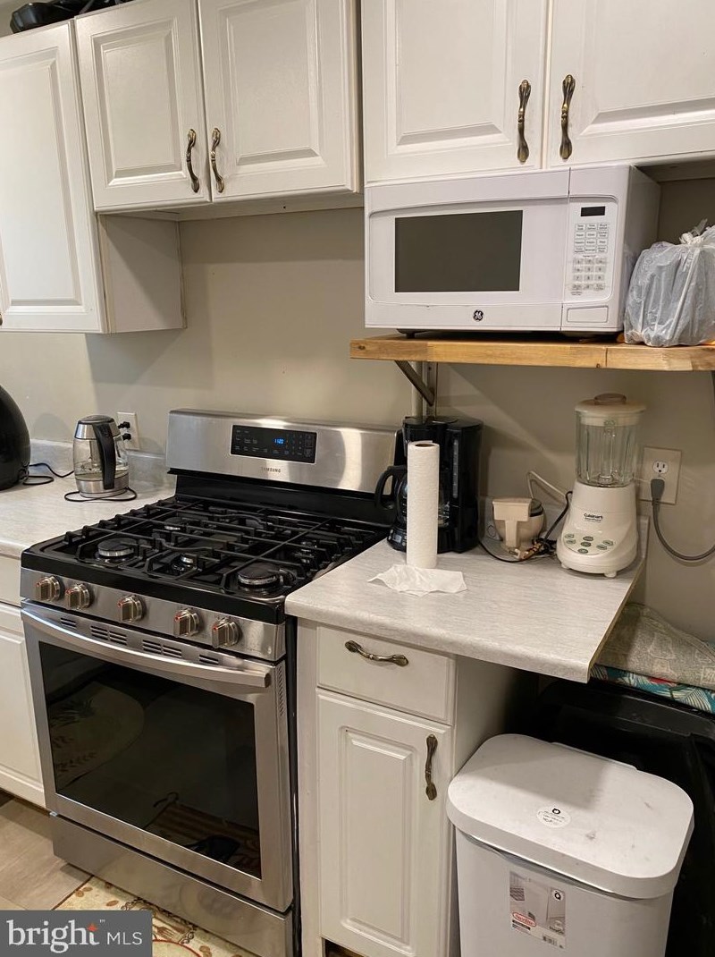 4008 Groveland Ave, Baltimore MD  21215-5668 exterior