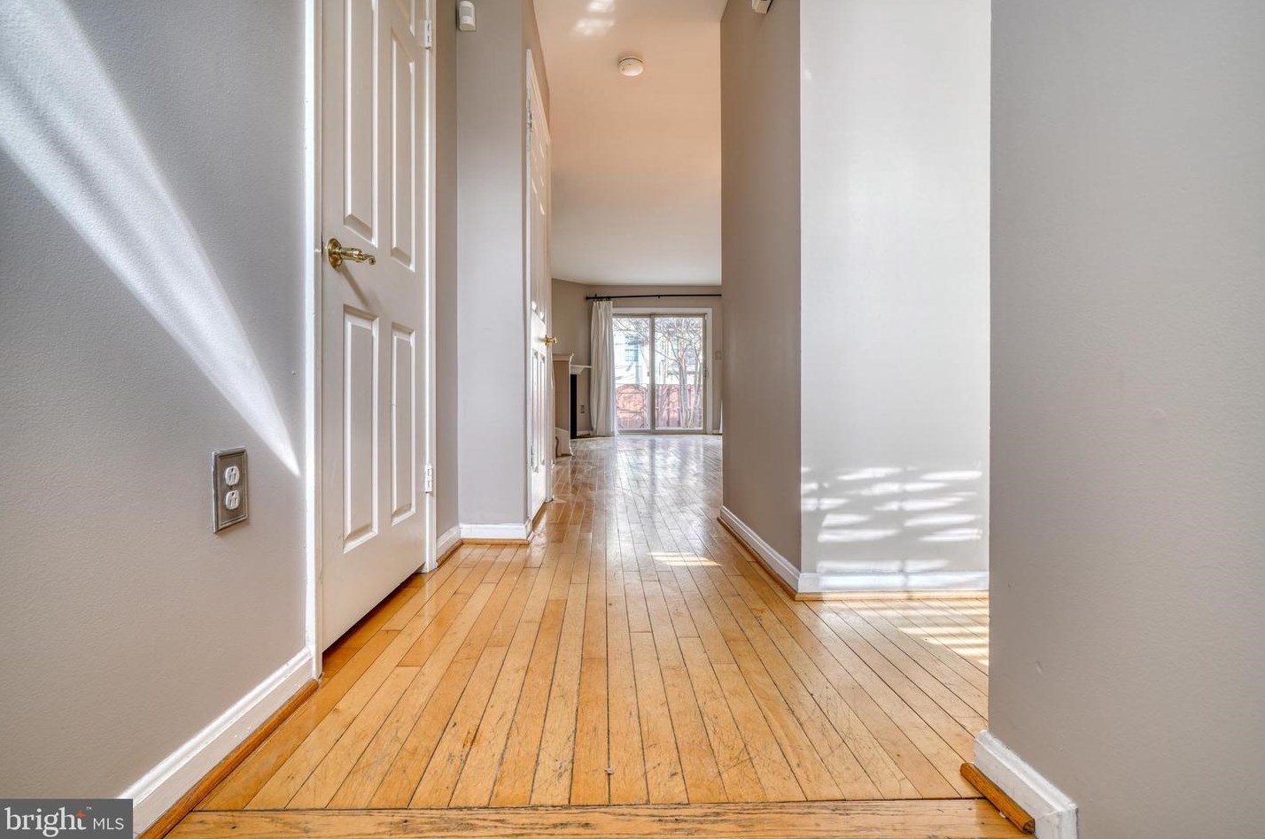 2822 Elliott St, Baltimore MD  21224-4857 exterior
