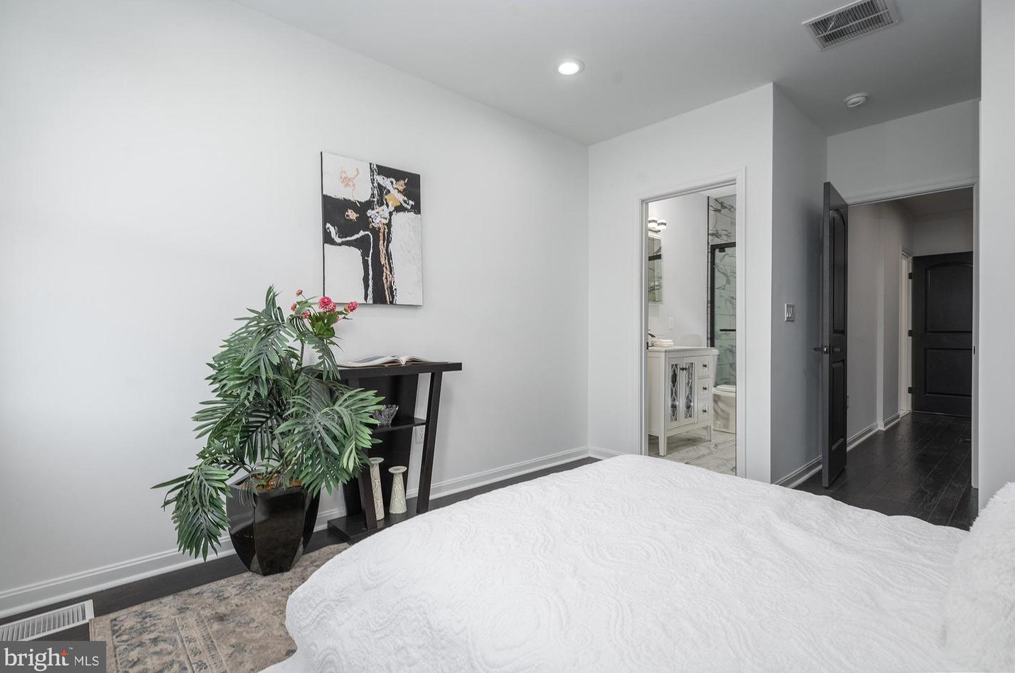 229 Robinson St, Baltimore MD  21224-2215 exterior