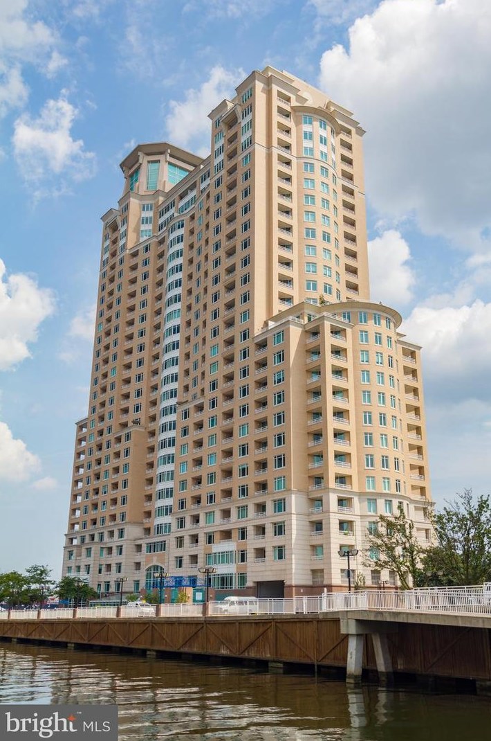 100 Harborview Dr, Baltimore MD  21230-5415 exterior