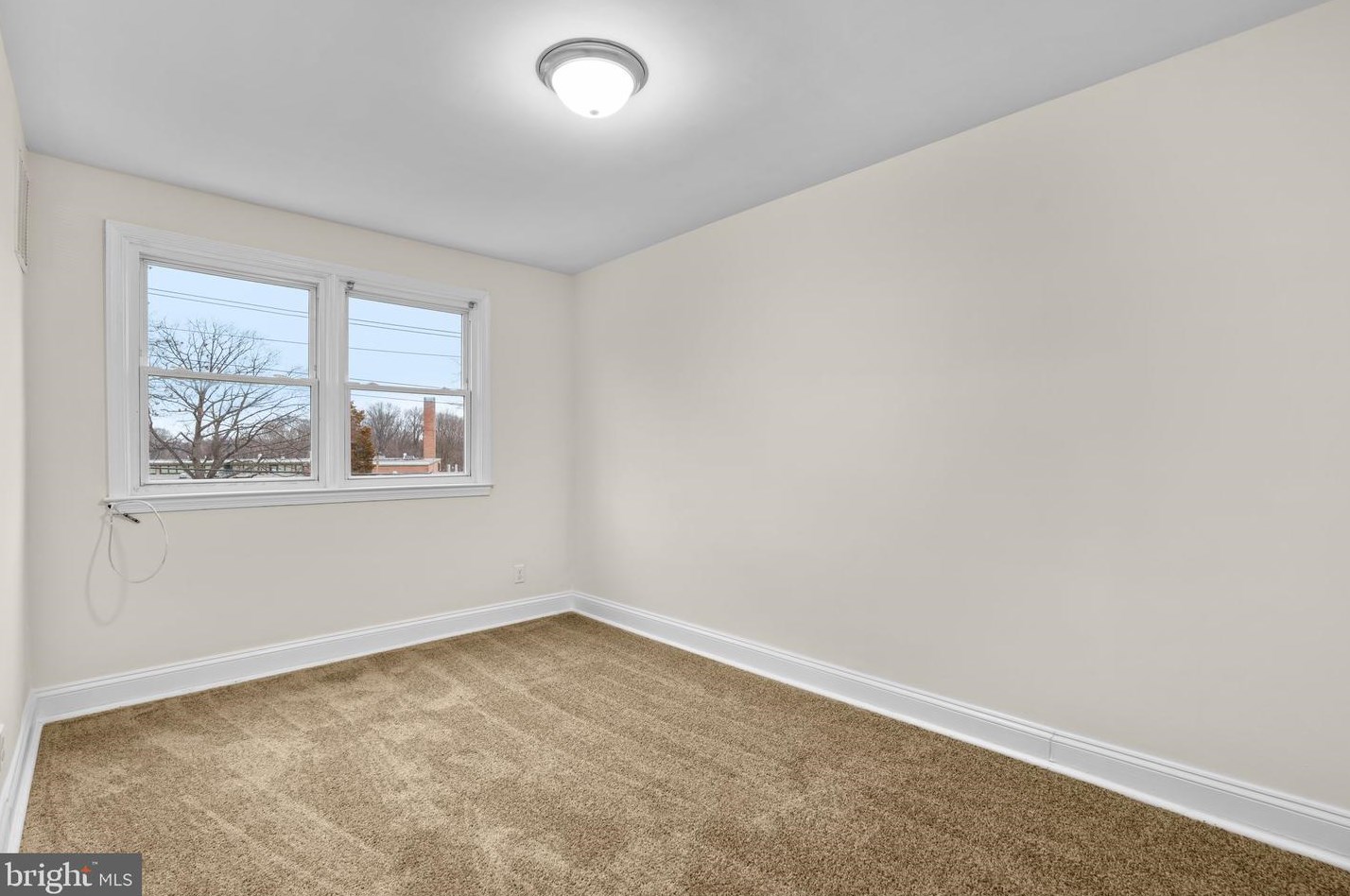 1572 Wadsworth Way, Baltimore MD  21239-2414 exterior