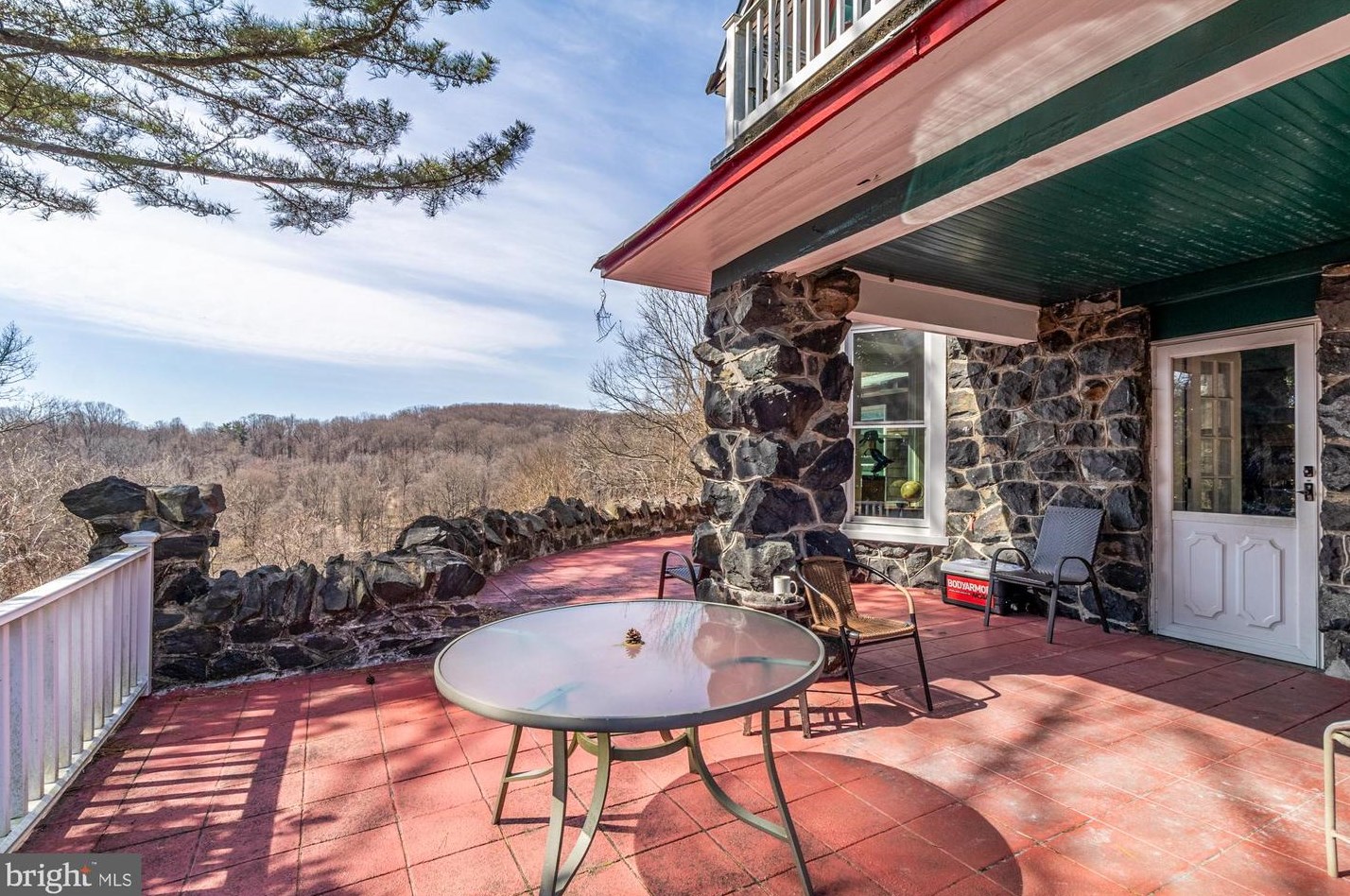 2518 Talbot Rd, Baltimore MD 21216-2032 exterior