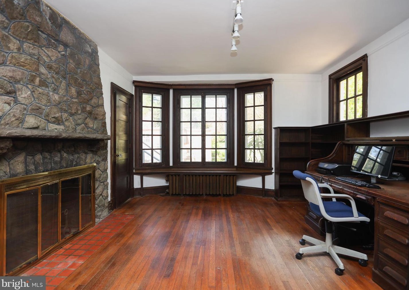 103 Edgevale Rd, Baltimore MD  21210-2106 exterior