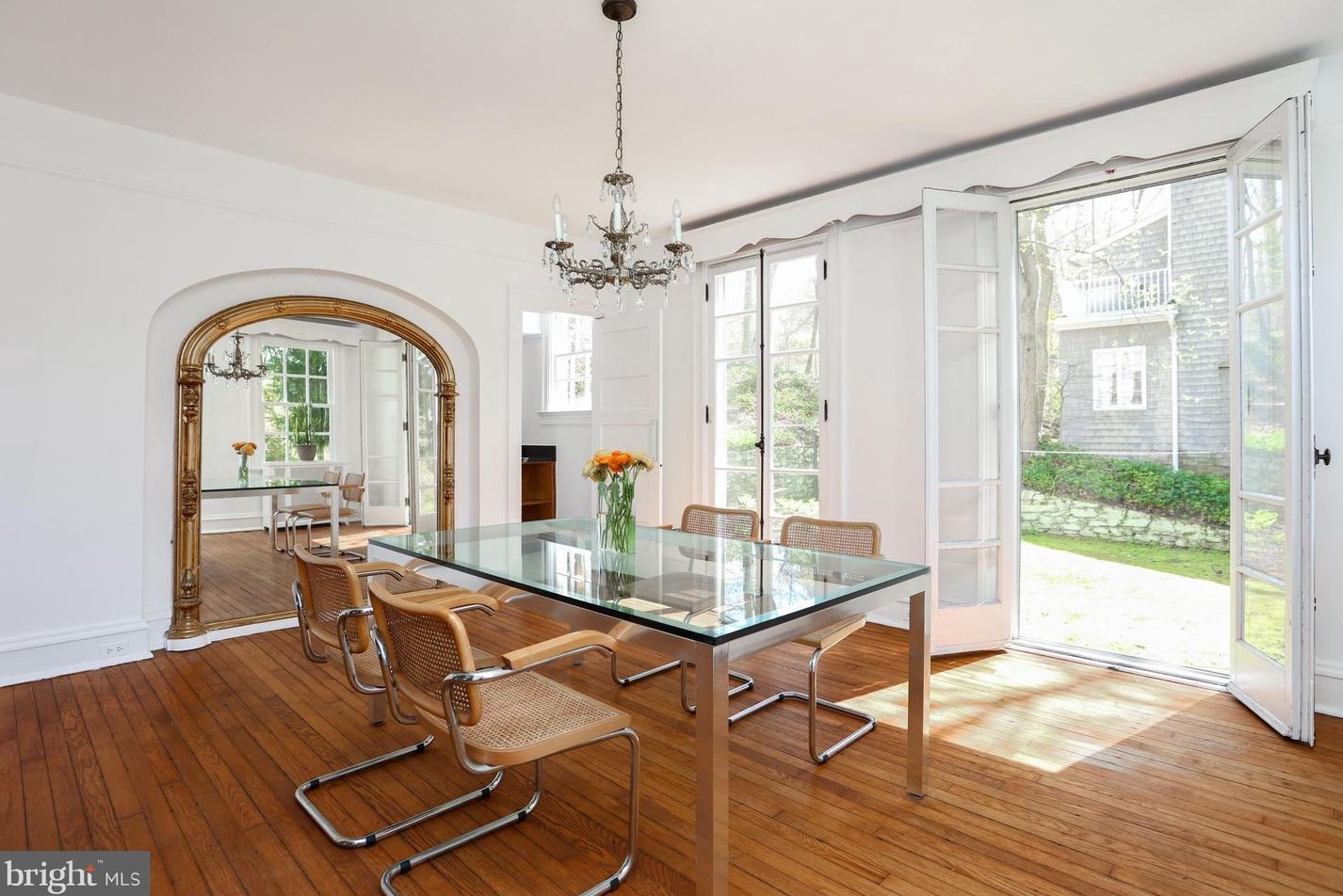 103 Edgevale Rd, Baltimore MD  21210-2106 exterior