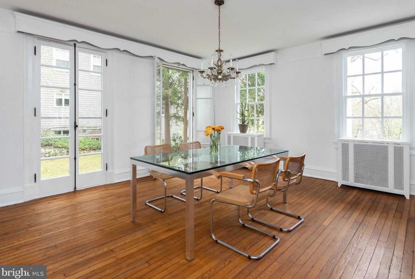 103 Edgevale Rd, Baltimore MD  21210-2106 exterior