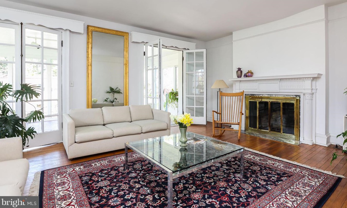 103 Edgevale Rd, Baltimore MD  21210-2106 exterior