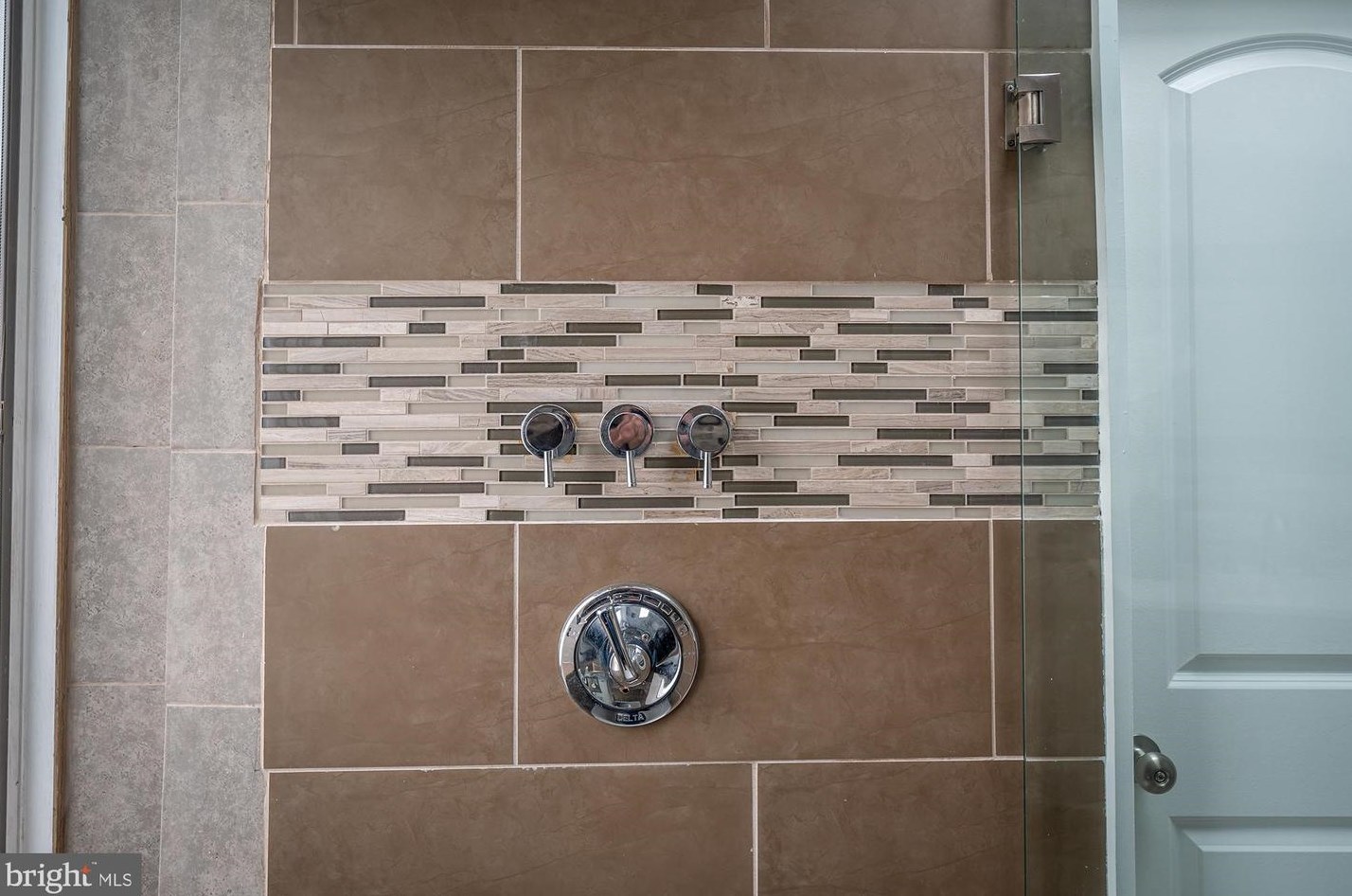 442 23rd St, Baltimore MD  21211-3205 exterior