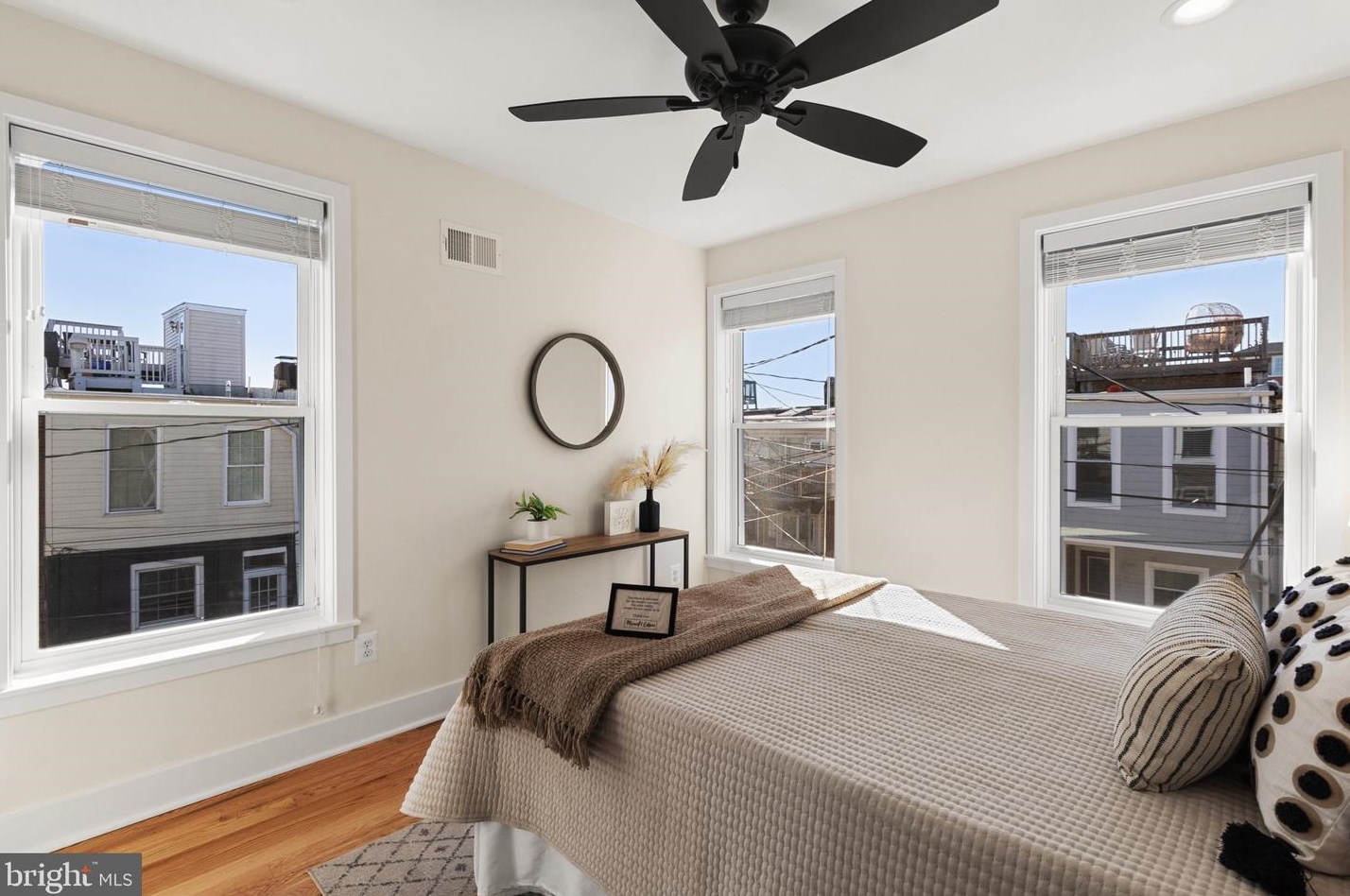 820 Belnord Ave, Baltimore MD  21205-1710 exterior