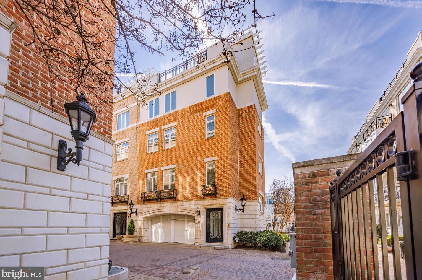 601 Ponte Villas, Baltimore MD 21230-3961 exterior