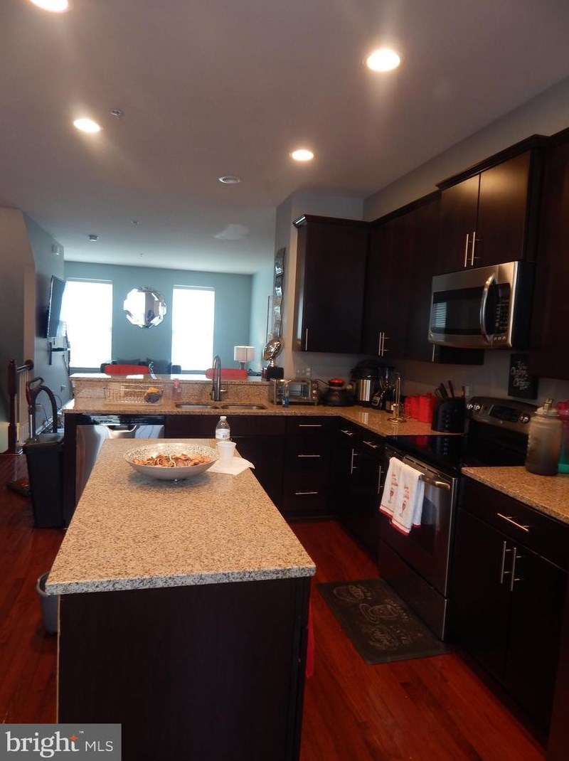 709 Macon St, Baltimore MD  21224-4433 exterior