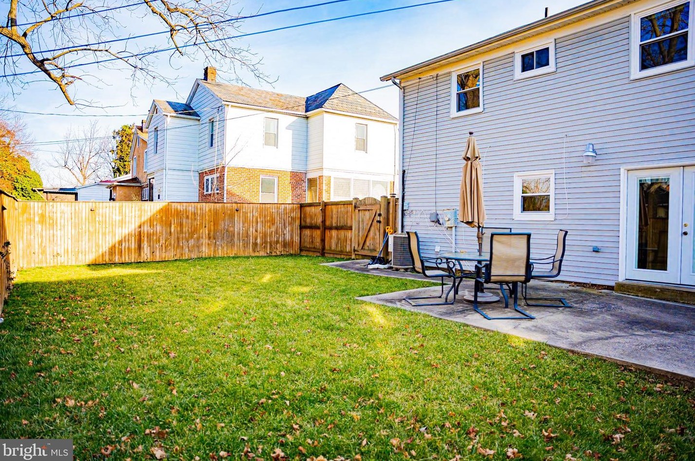 3930 Fernhill Ave, Baltimore MD  21215-5621 exterior