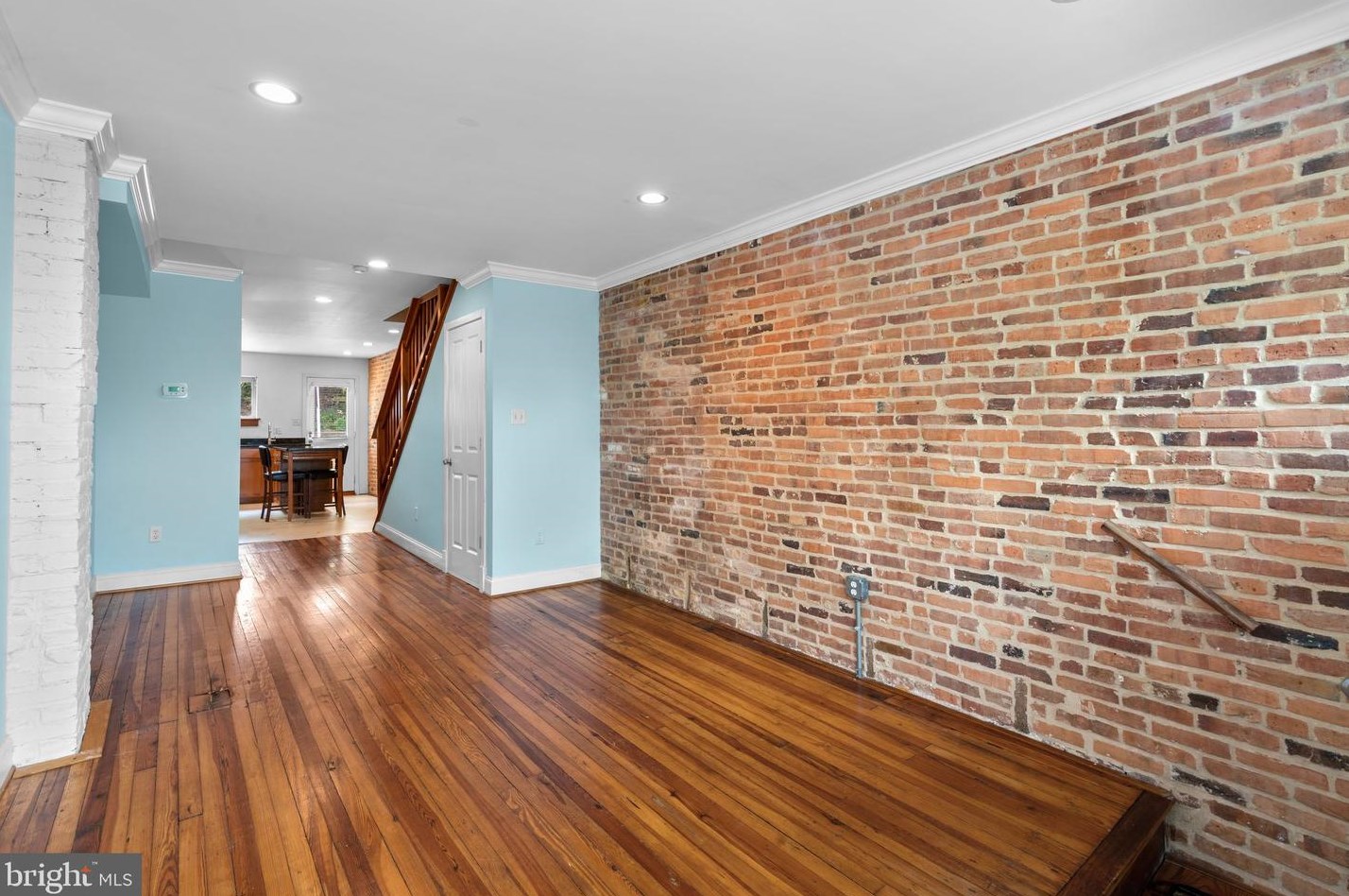 733 Harvey St, Baltimore MD  21230-5114 exterior