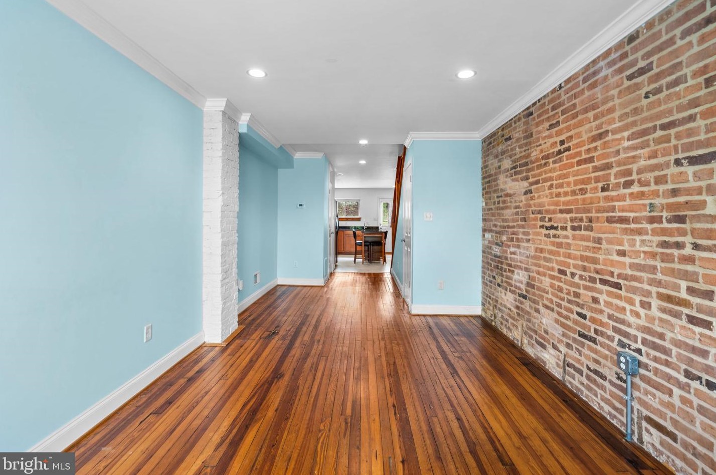 733 Harvey St, Baltimore MD  21230-5114 exterior