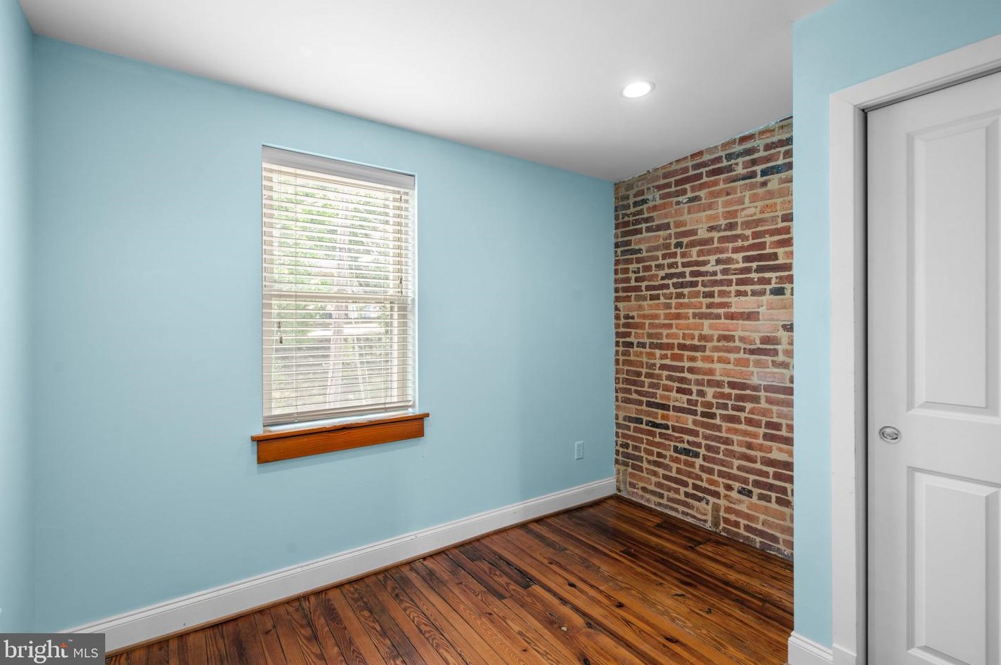 733 Harvey St, Baltimore MD  21230-5114 exterior