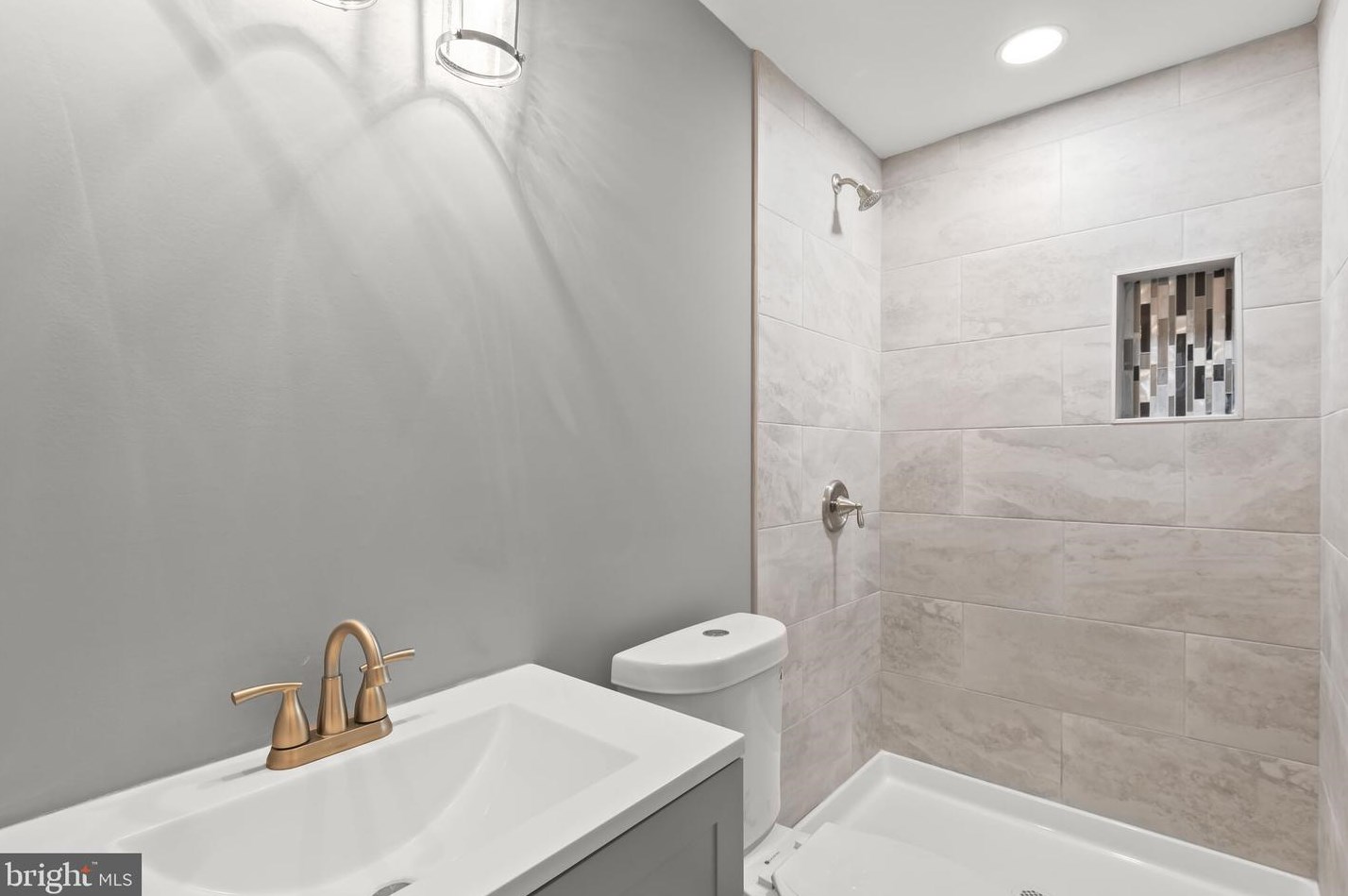 3018 Virginia Ave, Baltimore MD  21215-6452 exterior