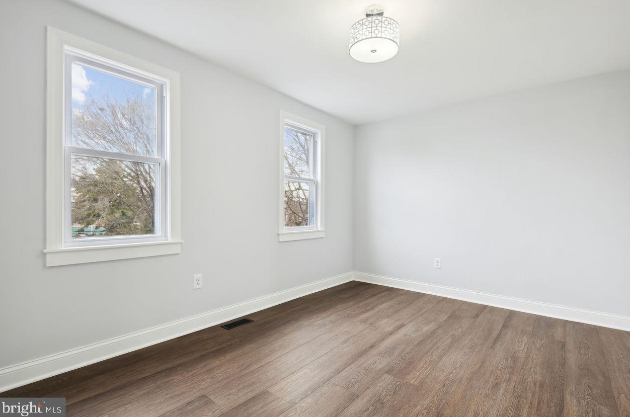 6508 Cleveland Ave, Baltimore MD  21222-4014 exterior