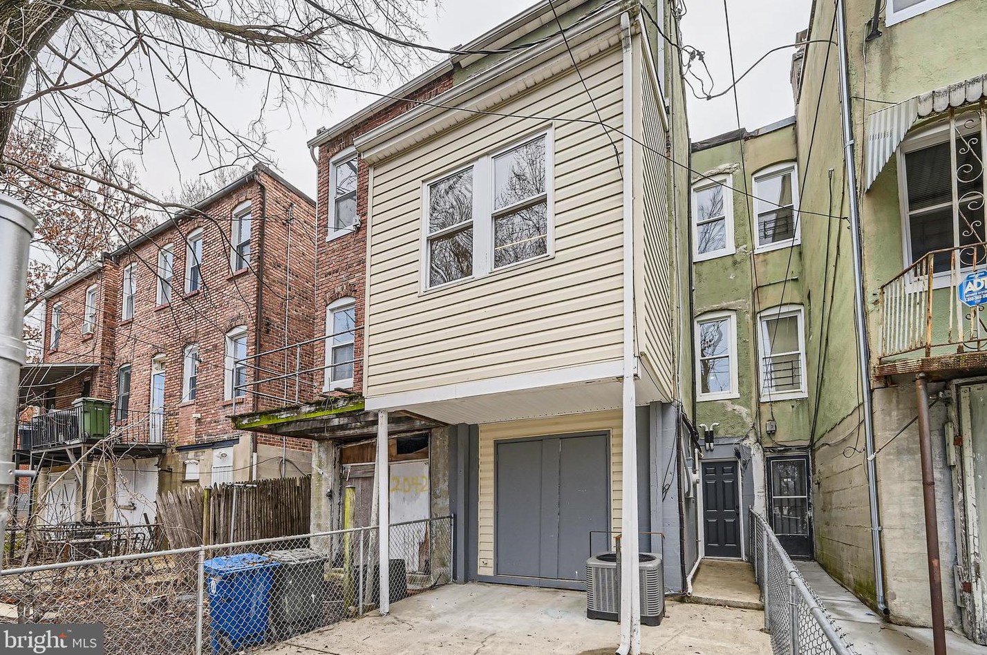 2040 Braddish Ave, Baltimore MD  21216-3124 exterior