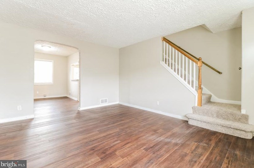 36 Athol Ave, Baltimore MD  21229-2827 exterior