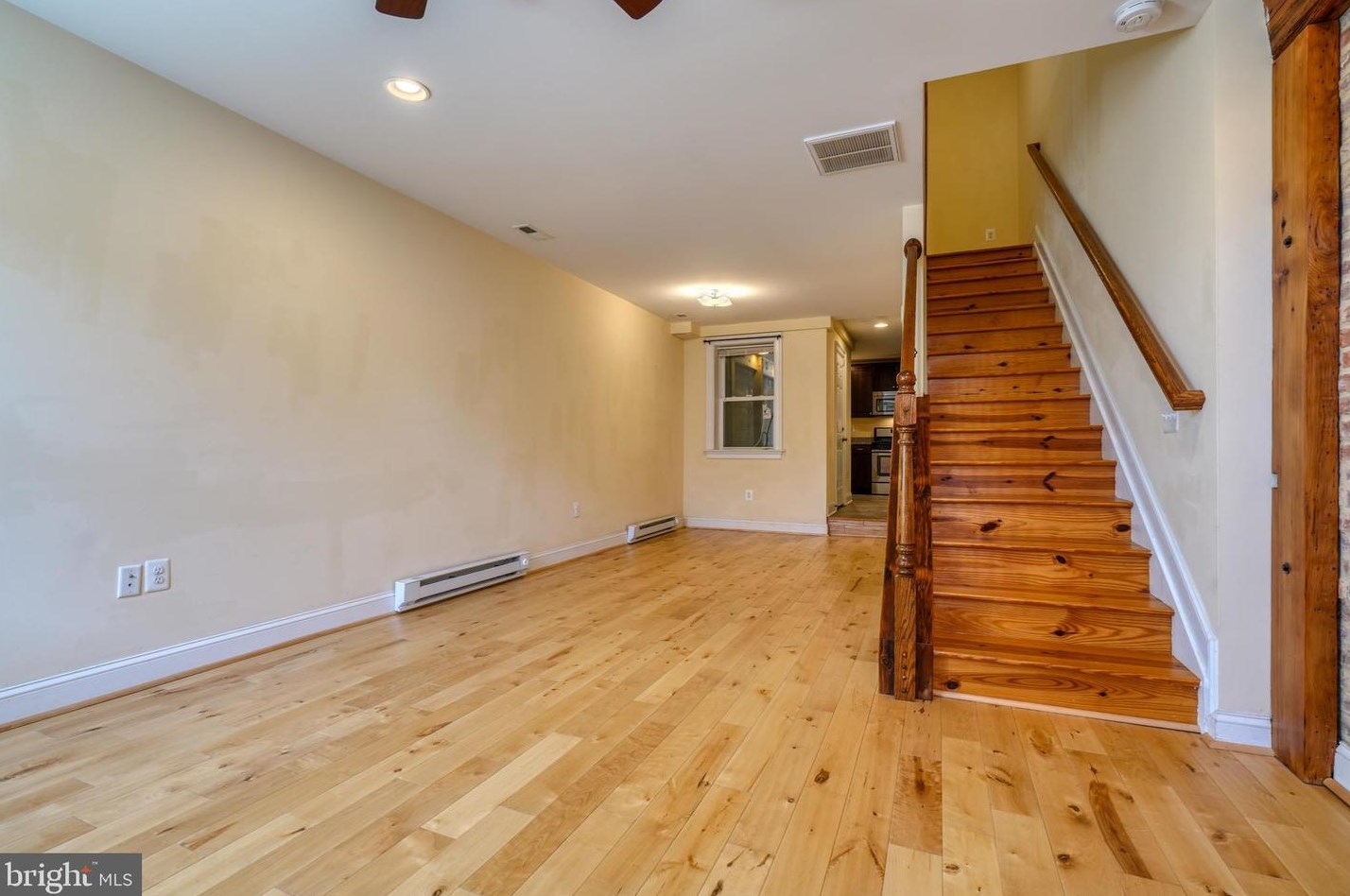 221 Durham St, Baltimore MD  21231-2606 exterior