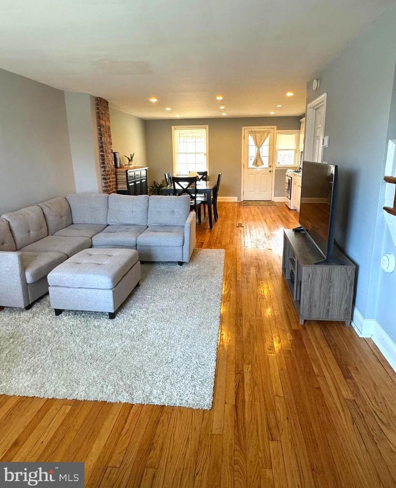 4303 Eldone Rd, Baltimore MD  21229-4511 exterior