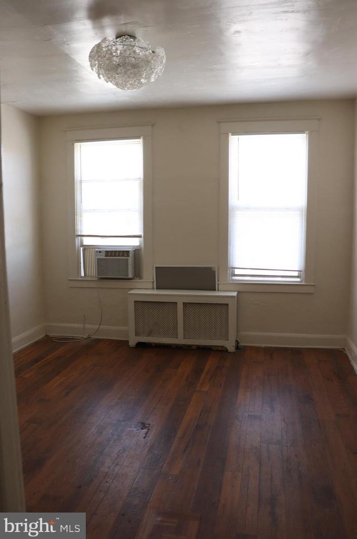 827 Kenwood Ave, Baltimore MD  21205-1715 exterior