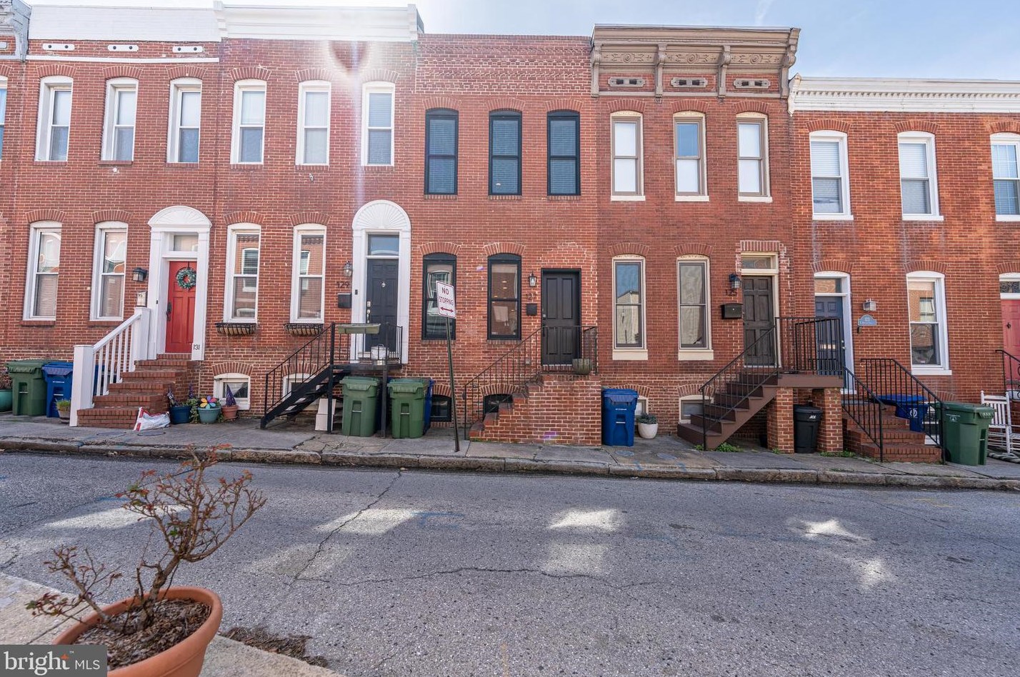 127 Ostend St, Baltimore MD  21230-4309 exterior