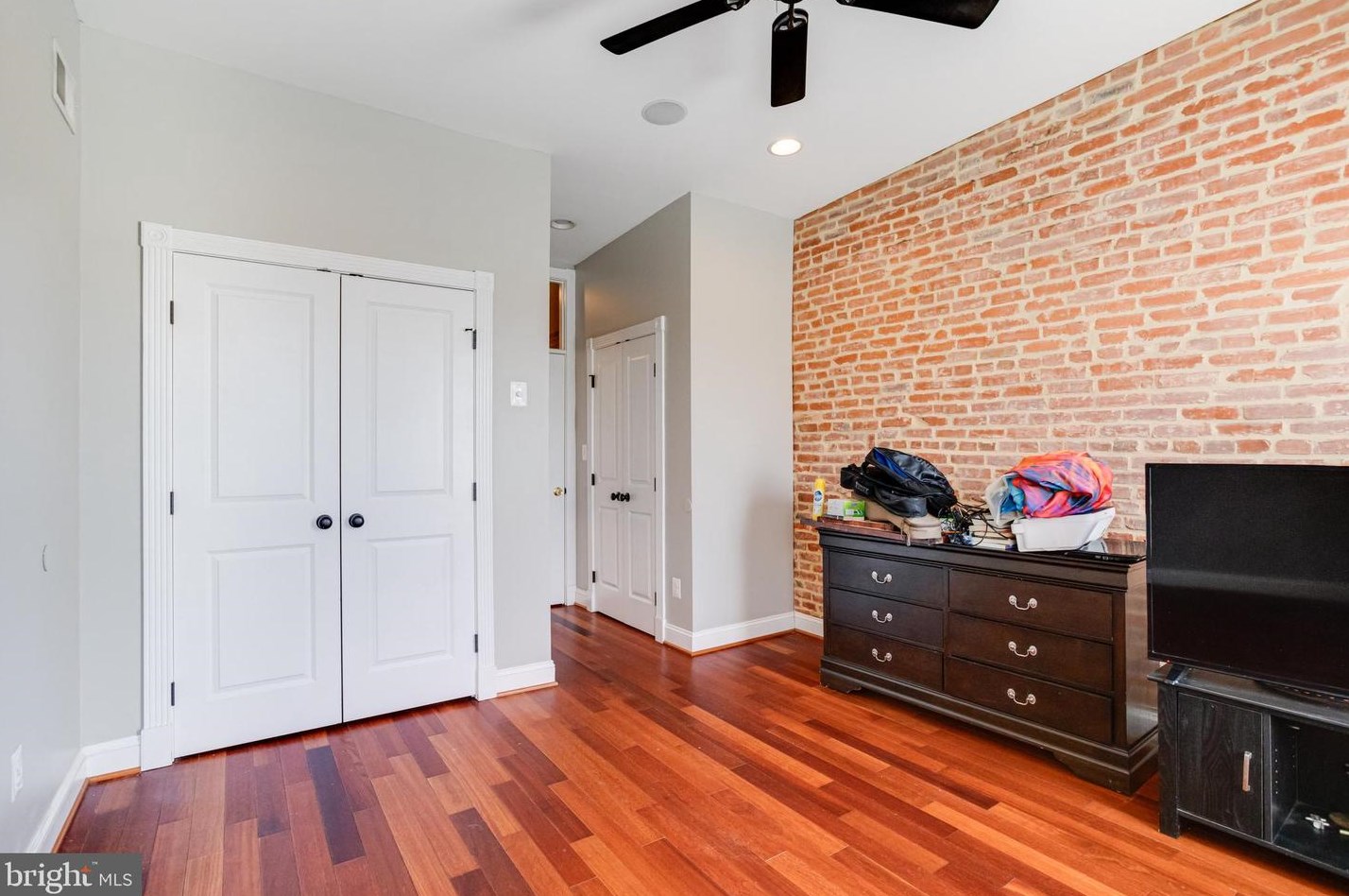 207 Bouldin St, Baltimore MD  21224-2316 exterior