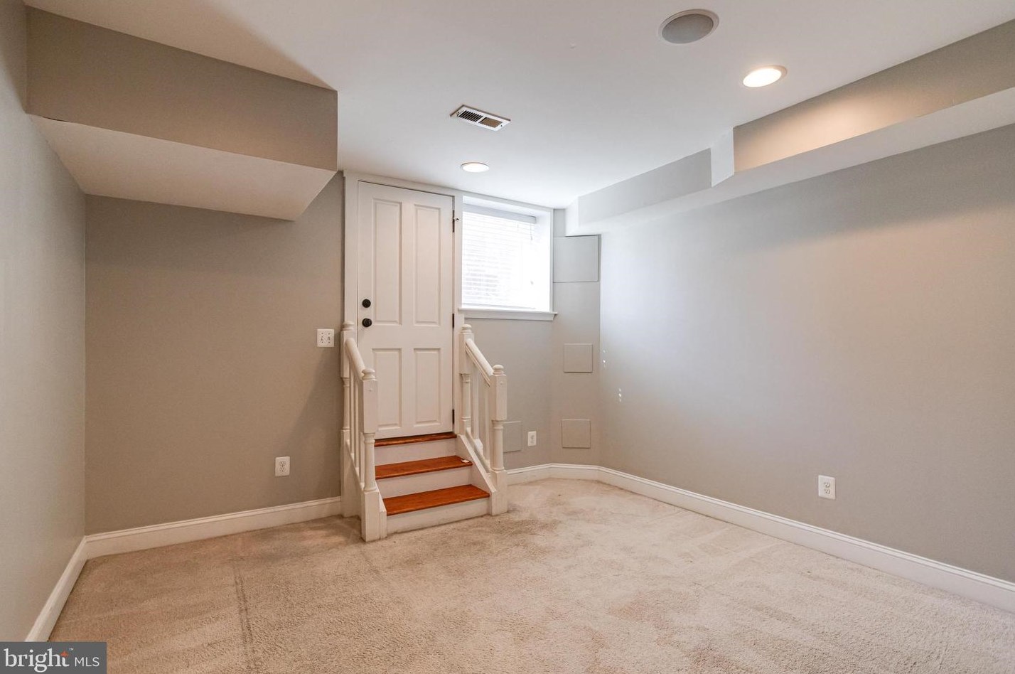 207 Bouldin St, Baltimore MD  21224-2316 exterior