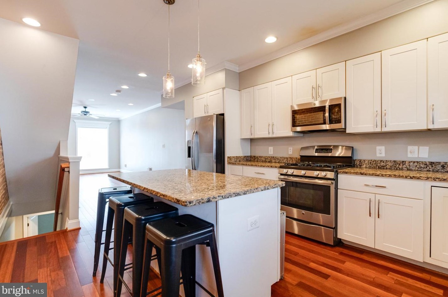 207 Bouldin St, Baltimore MD  21224-2316 exterior