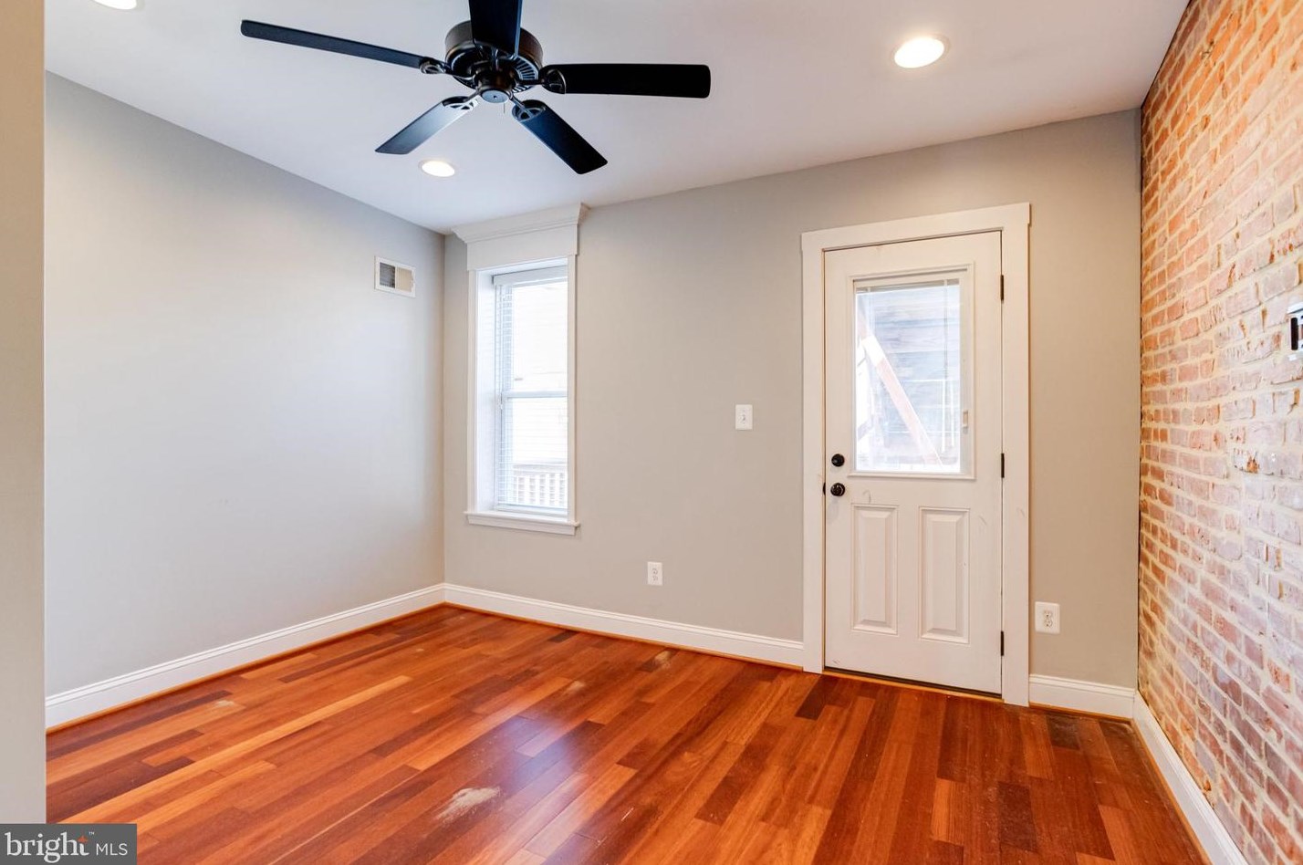 207 Bouldin St, Baltimore MD  21224-2316 exterior