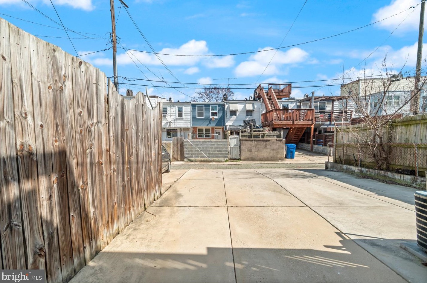 9 Rose St, Baltimore MD  21224-1151 exterior