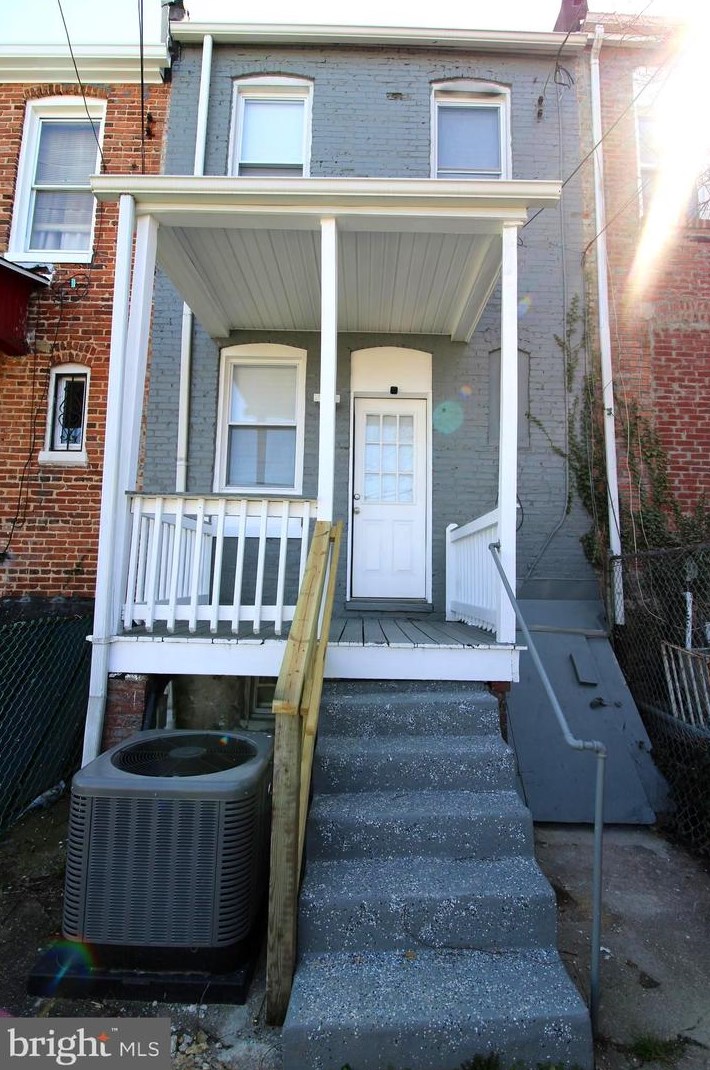 114 Culver St, Baltimore MD  21229-3007 exterior