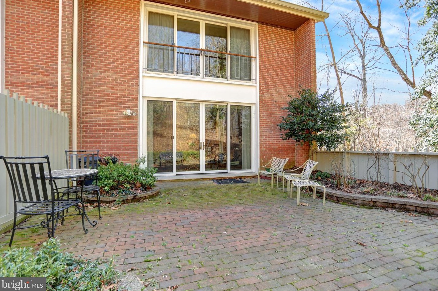 38 Bouton Grn Ct, Baltimore MD 21210-1503 exterior