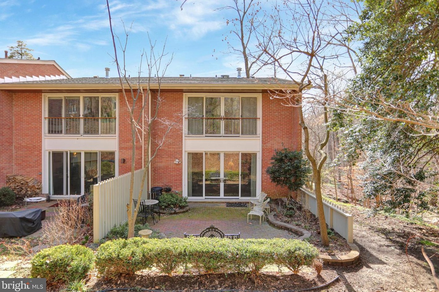 38 Bouton Grn Ct, Baltimore MD 21210-1503 exterior